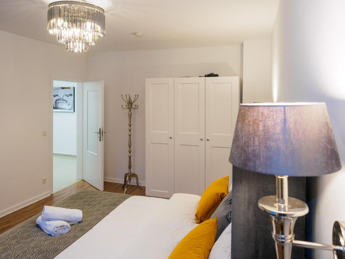 Gemuetliche & Individuelle Ferienwohnungen In Krefeld - Junik Apartments Luaran gambar