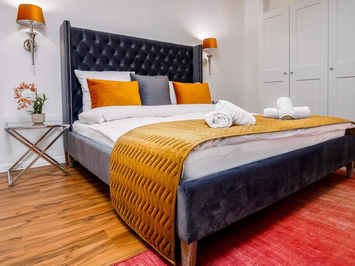 Gemuetliche & Individuelle Ferienwohnungen In Krefeld - Junik Apartments Luaran gambar