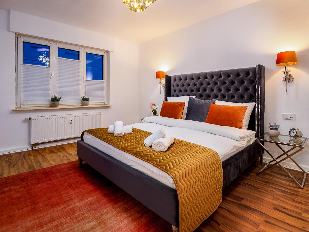 Gemuetliche & Individuelle Ferienwohnungen In Krefeld - Junik Apartments Luaran gambar