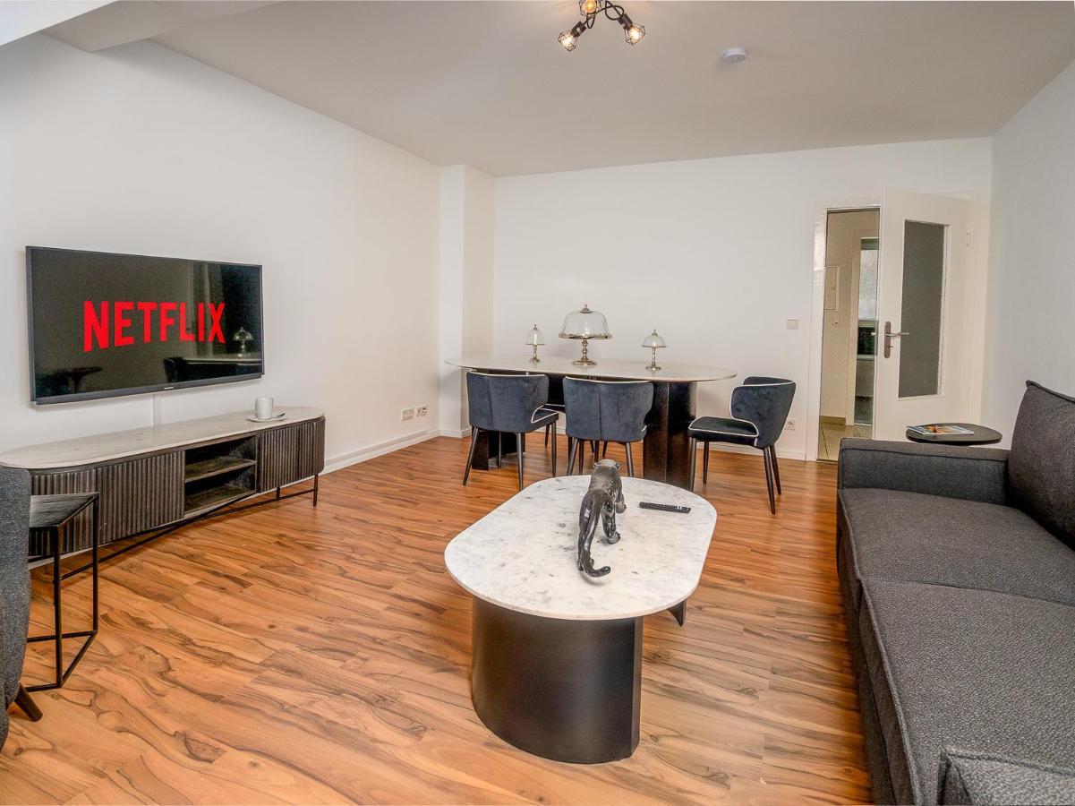 Gemuetliche & Individuelle Ferienwohnungen In Krefeld - Junik Apartments Luaran gambar