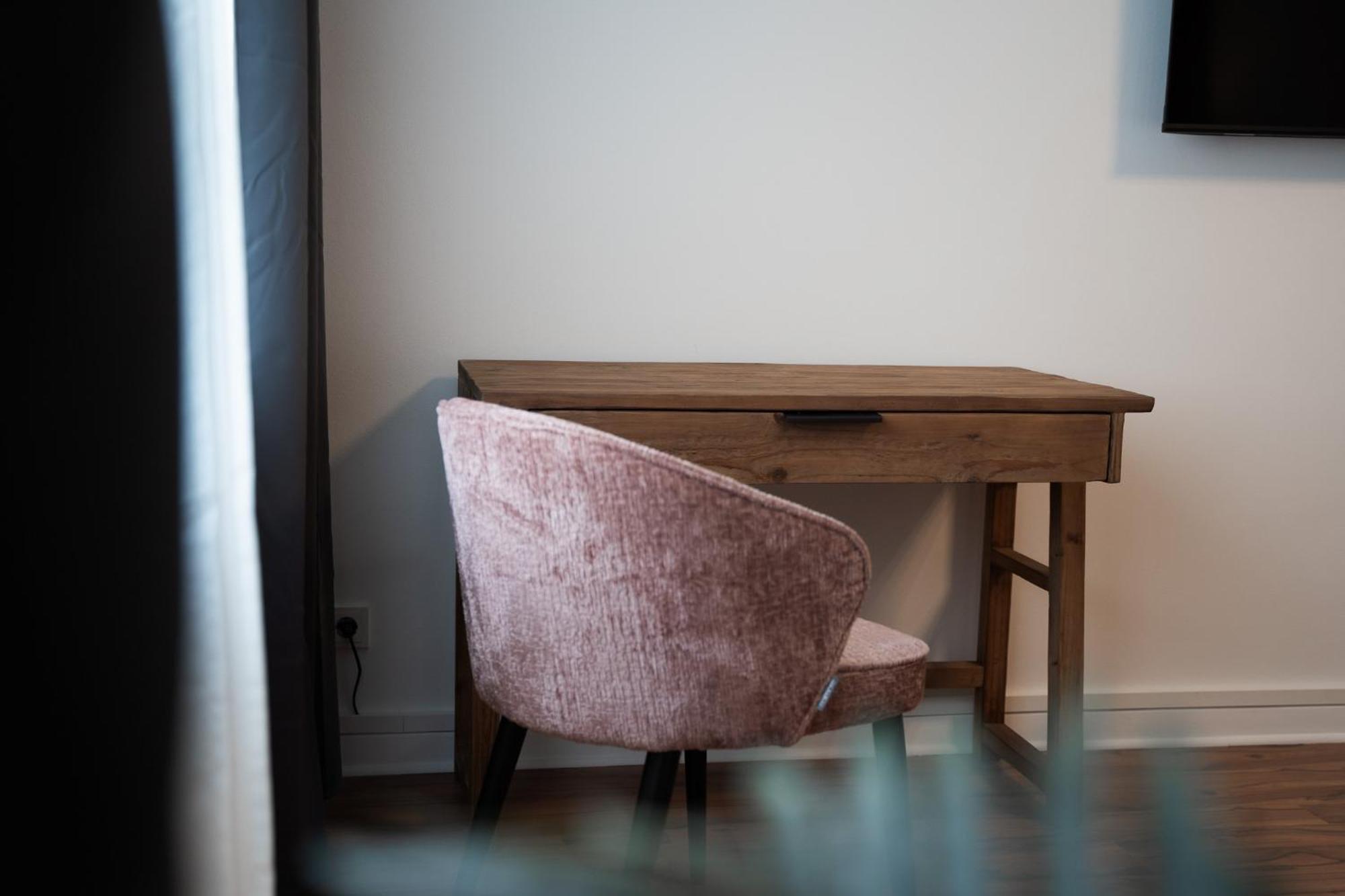 Gemuetliche & Individuelle Ferienwohnungen In Krefeld - Junik Apartments Luaran gambar
