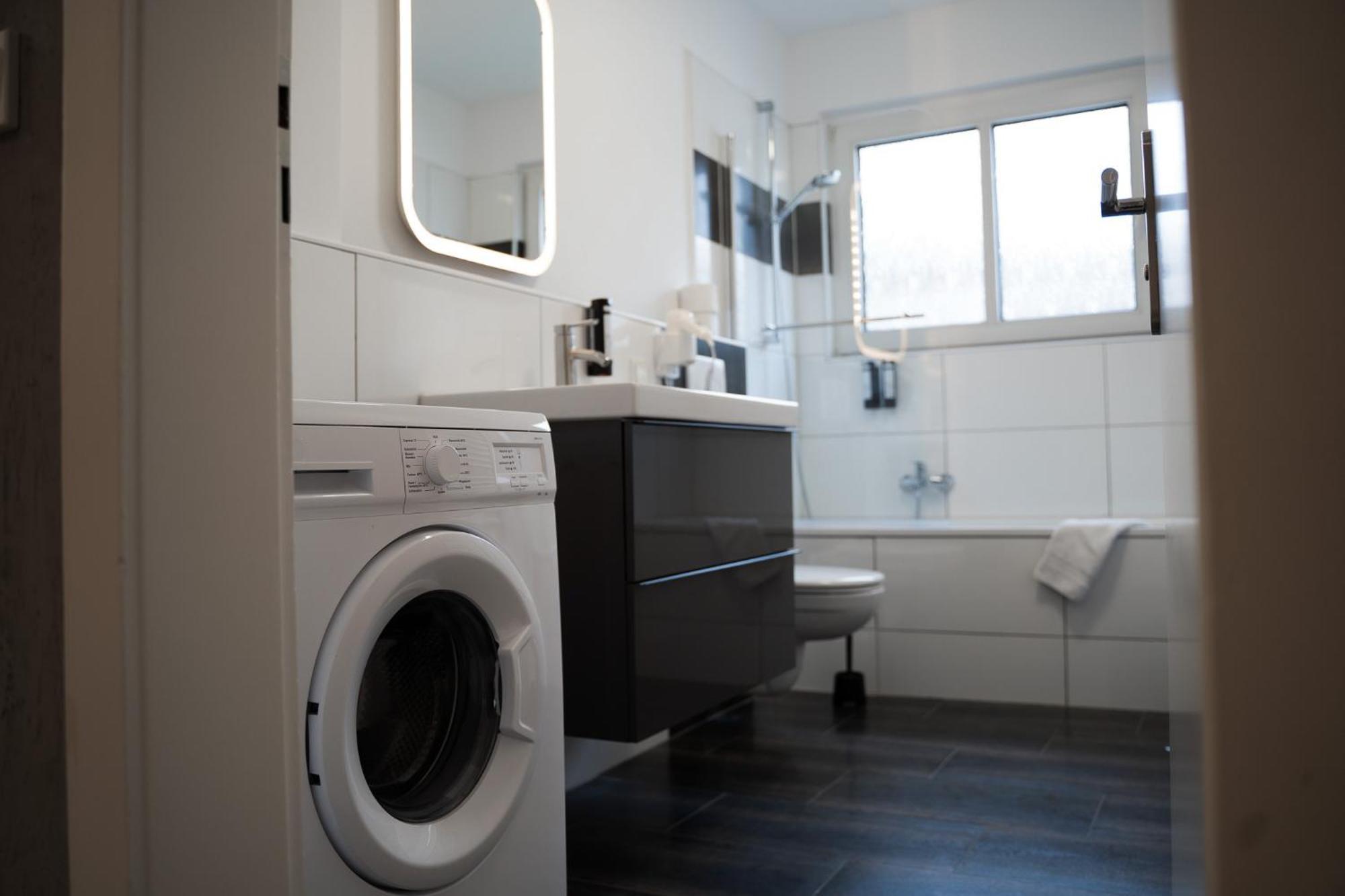 Gemuetliche & Individuelle Ferienwohnungen In Krefeld - Junik Apartments Luaran gambar